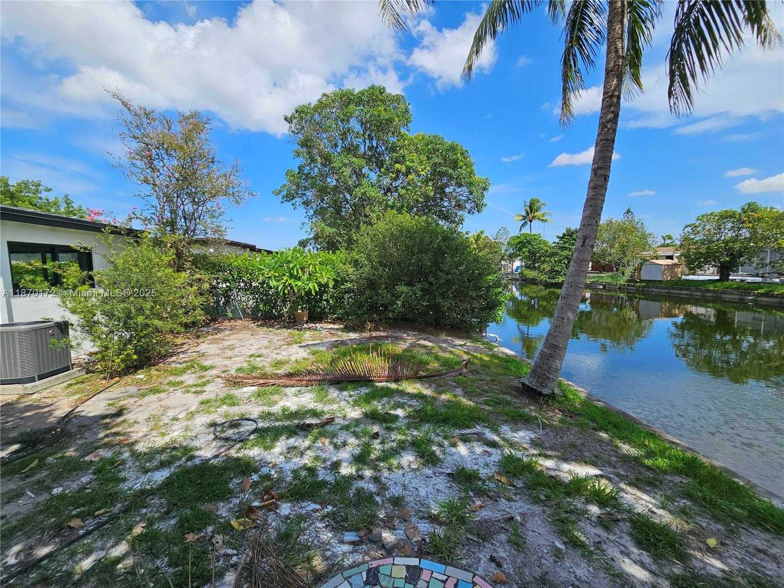 Small Image of 7908 GRANADA BLVD, Miramar Number 20