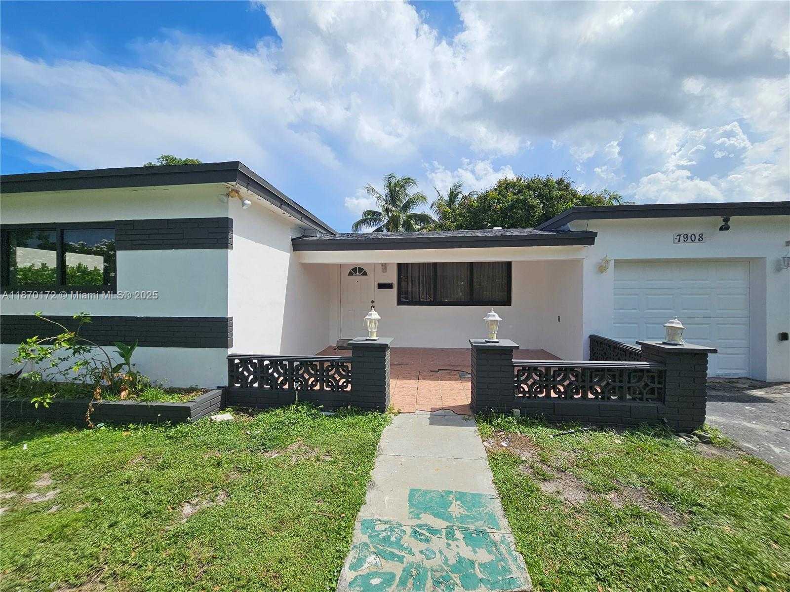 Small Image of 7908 GRANADA BLVD, Miramar Number 25