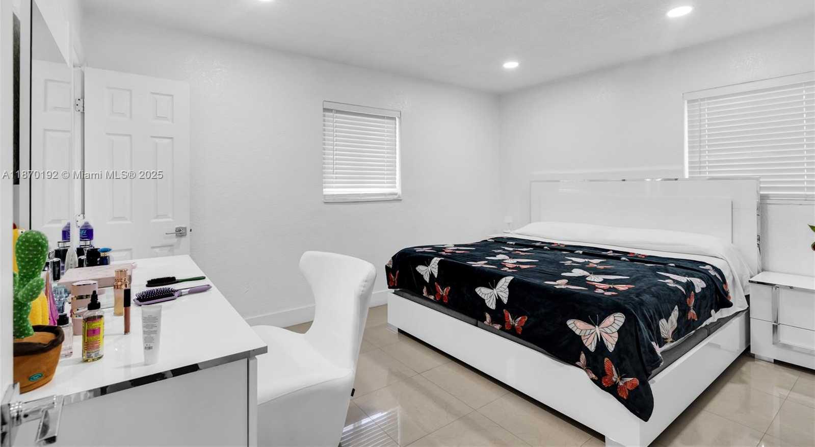 Small Image of 4510 NORTH WEST 168TH TER, Miami Gardens Number 16