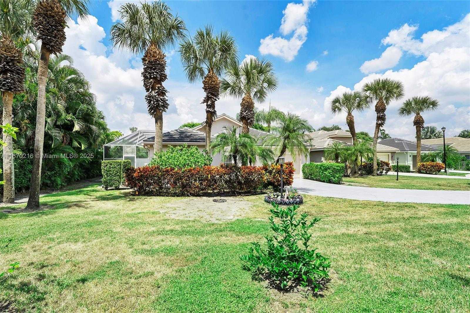 Small Image of 800 CLEARBROOK PARK CIR, Delray Beach Number 11