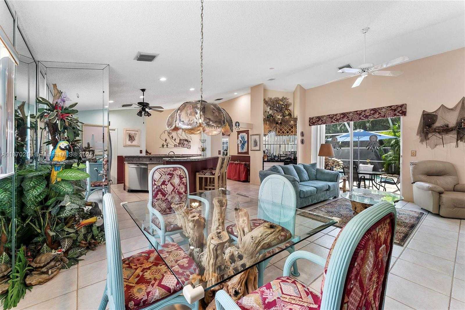 Small Image of 800 CLEARBROOK PARK CIR, Delray Beach Number 17