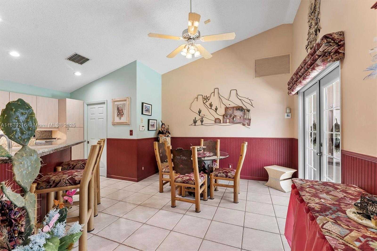Small Image of 800 CLEARBROOK PARK CIR, Delray Beach Number 23