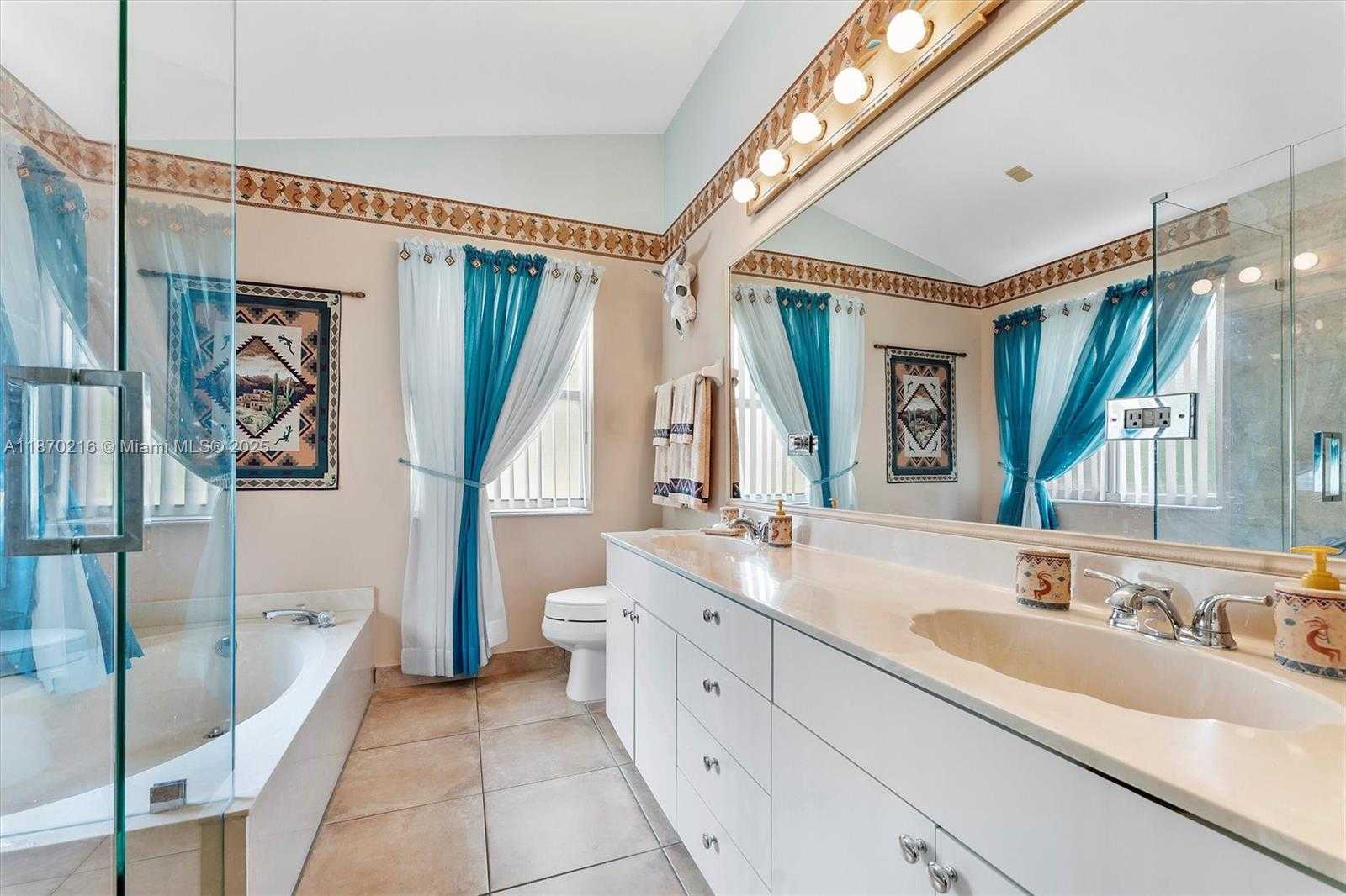 Small Image of 800 CLEARBROOK PARK CIR, Delray Beach Number 32