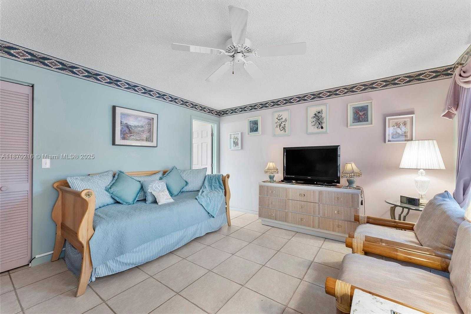 Small Image of 800 CLEARBROOK PARK CIR, Delray Beach Number 36