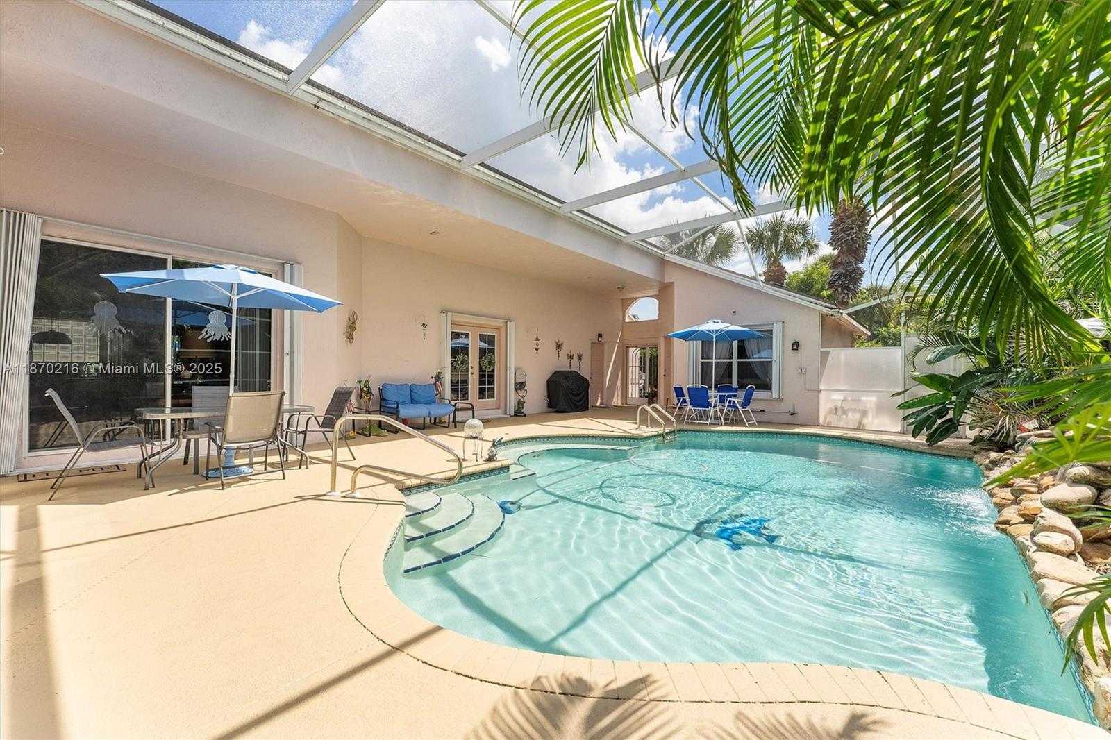 Small Image of 800 CLEARBROOK PARK CIR, Delray Beach Number 38