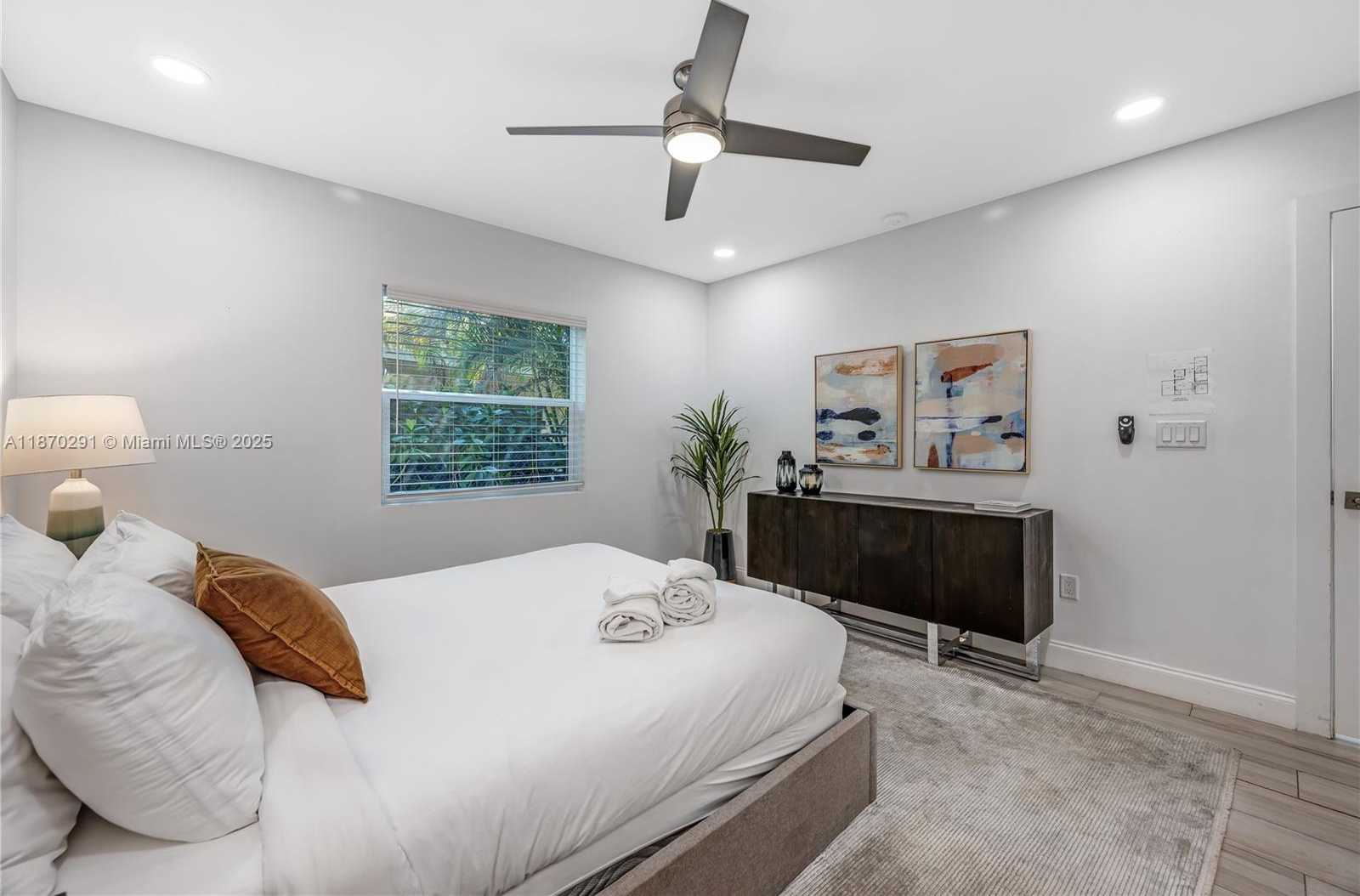 Small Image of 1785 NORTH EAST 15TH ST, Fort Lauderdale Number 19