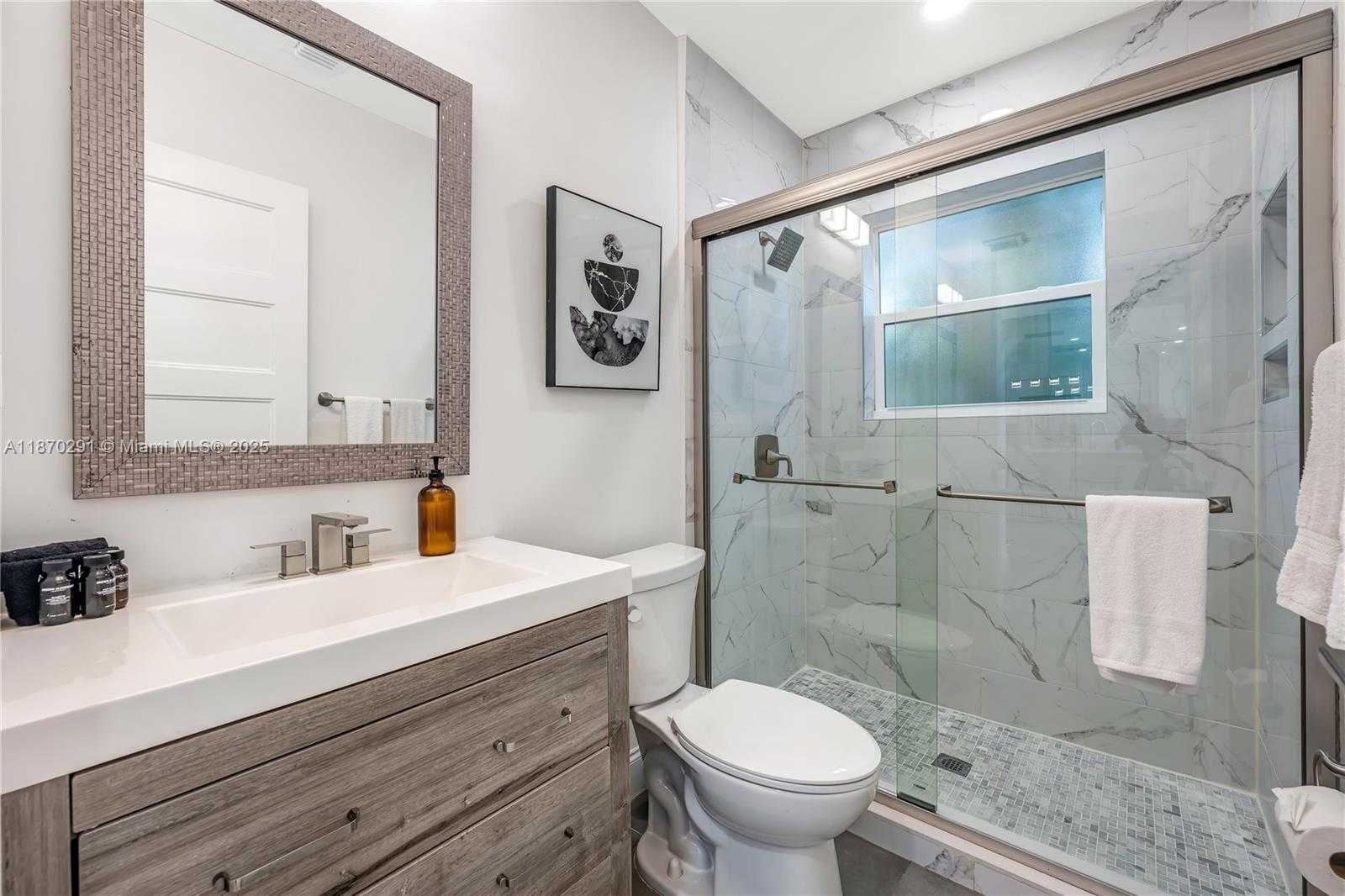 Small Image of 1785 NORTH EAST 15TH ST, Fort Lauderdale Number 22