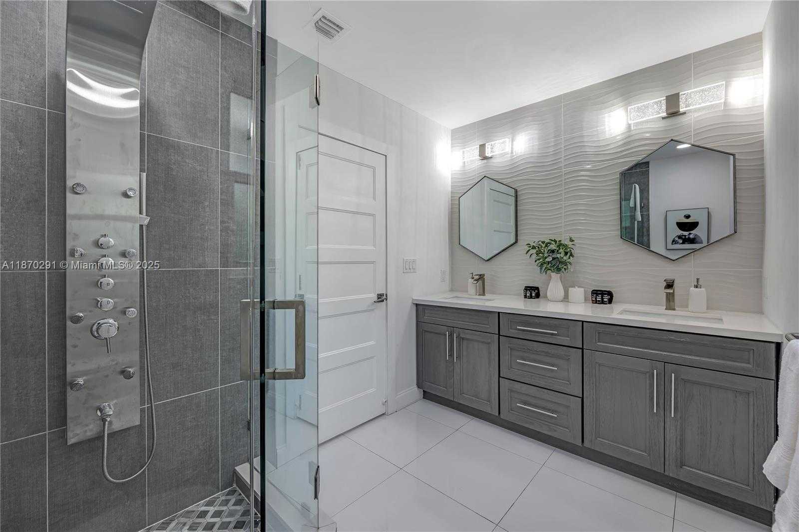 Small Image of 1785 NORTH EAST 15TH ST, Fort Lauderdale Number 27
