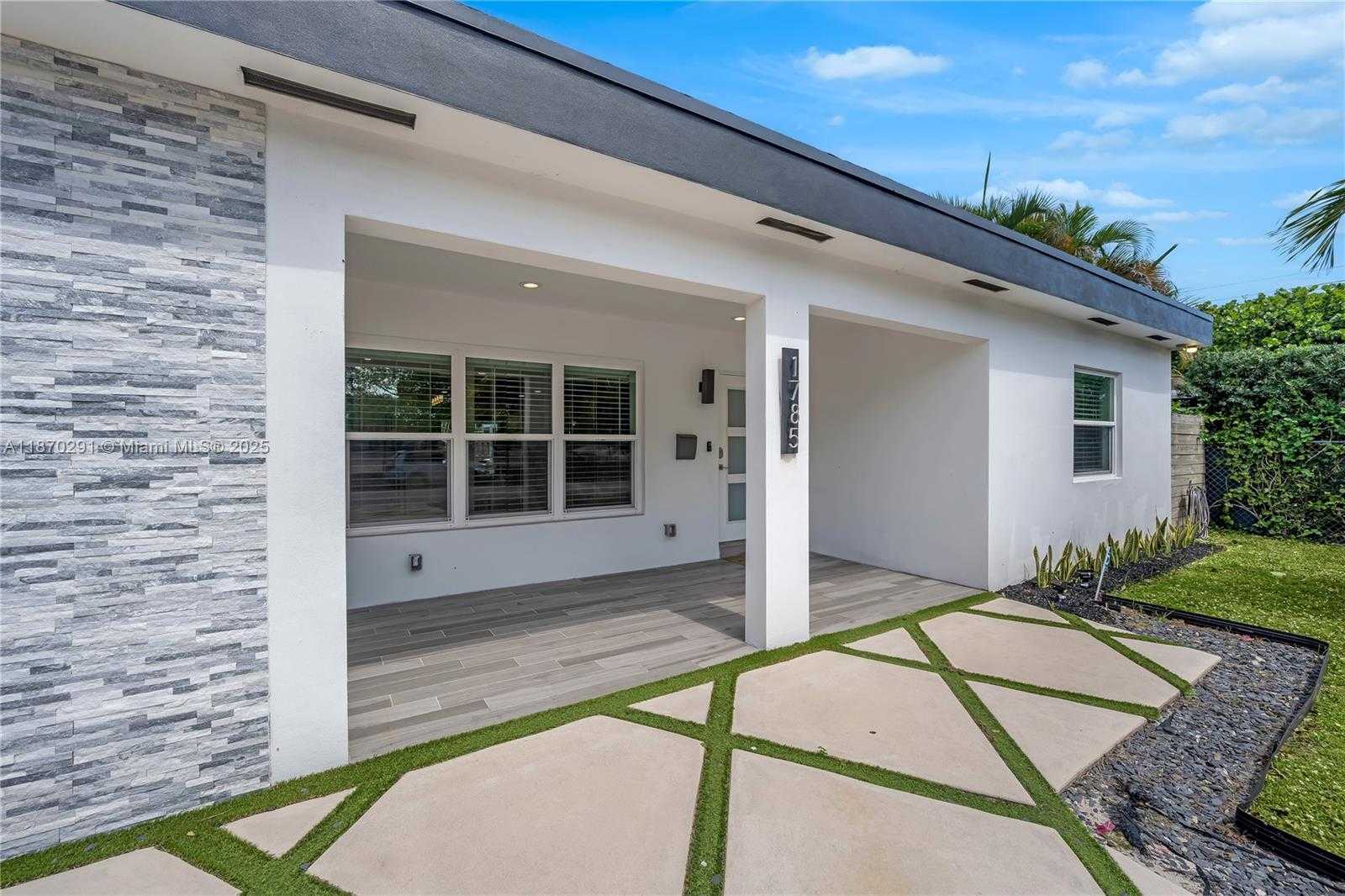 Small Image of 1785 NORTH EAST 15TH ST, Fort Lauderdale Number 4