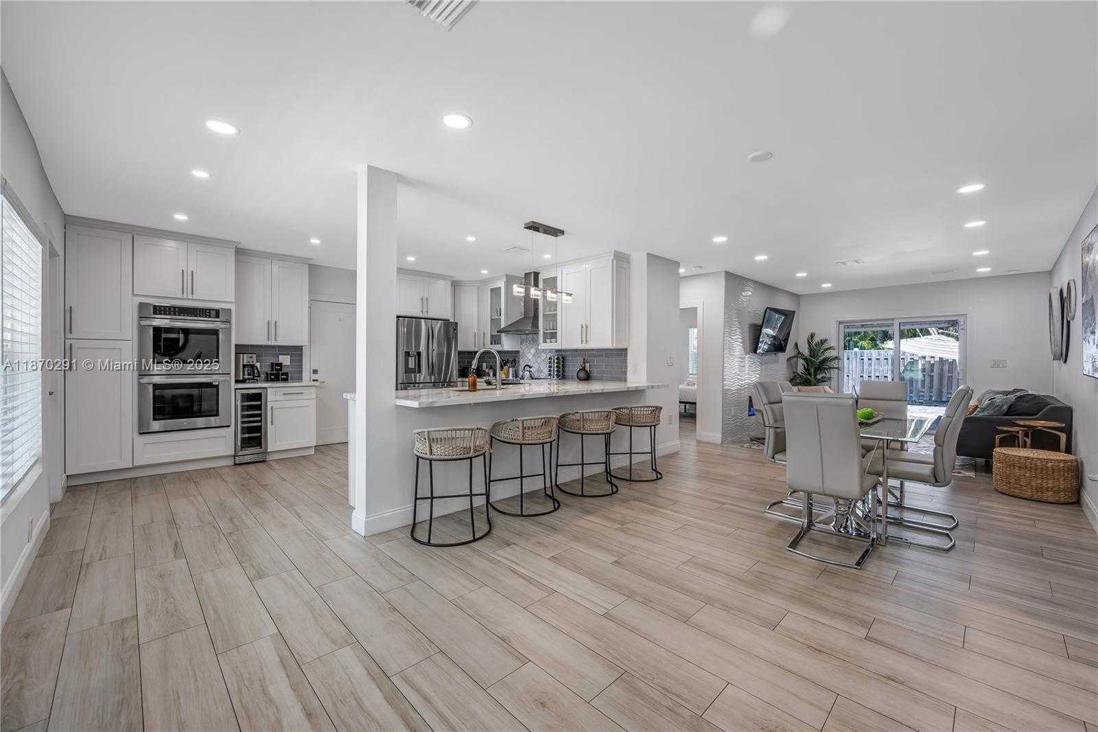 Small Image of 1785 NORTH EAST 15TH ST, Fort Lauderdale Number 6