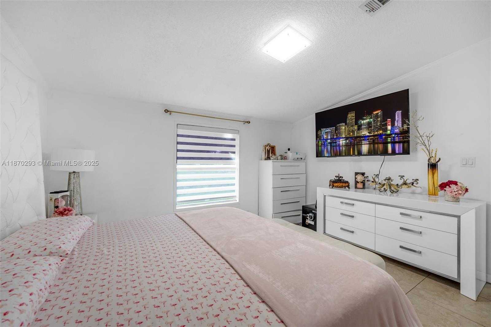 Small Image of 19800 SOUTH WEST 180 AVE #247, Miami Number 10