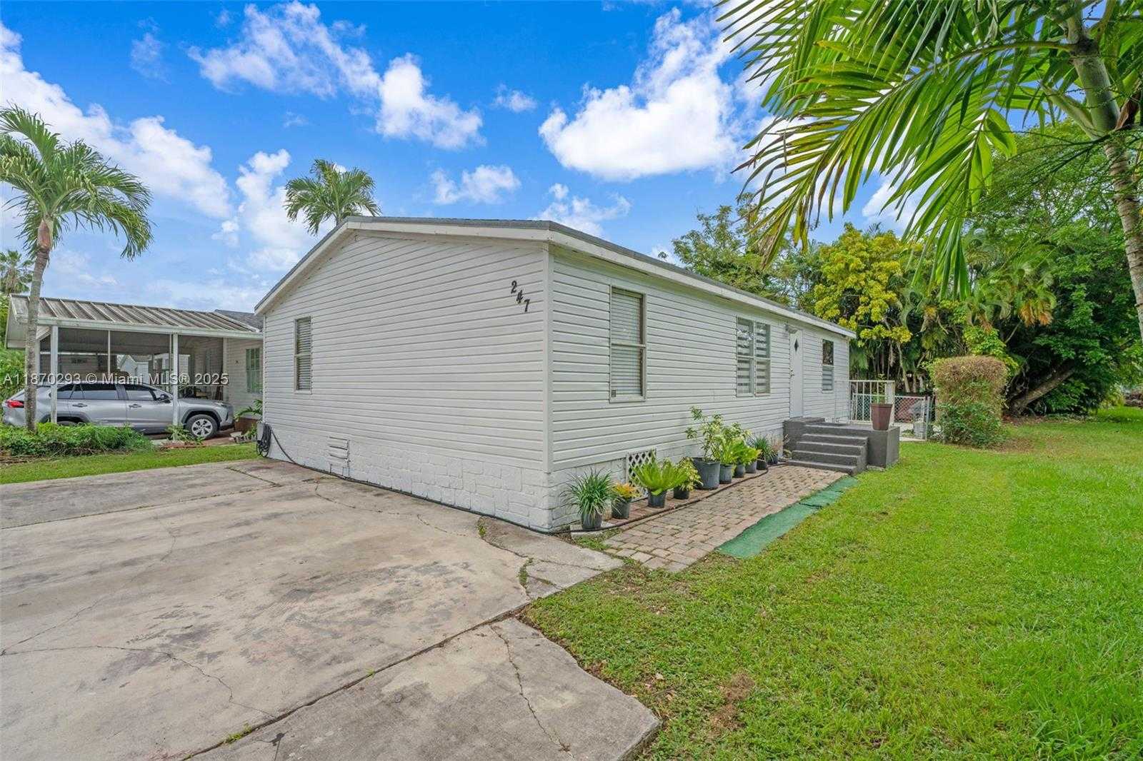Small Image of 19800 SOUTH WEST 180 AVE #247, Miami Number 3