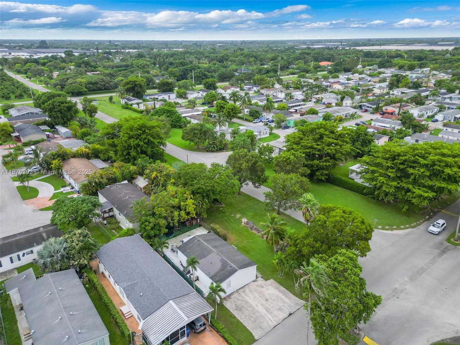 Small Image of 19800 SOUTH WEST 180 AVE #247, Miami Number 30