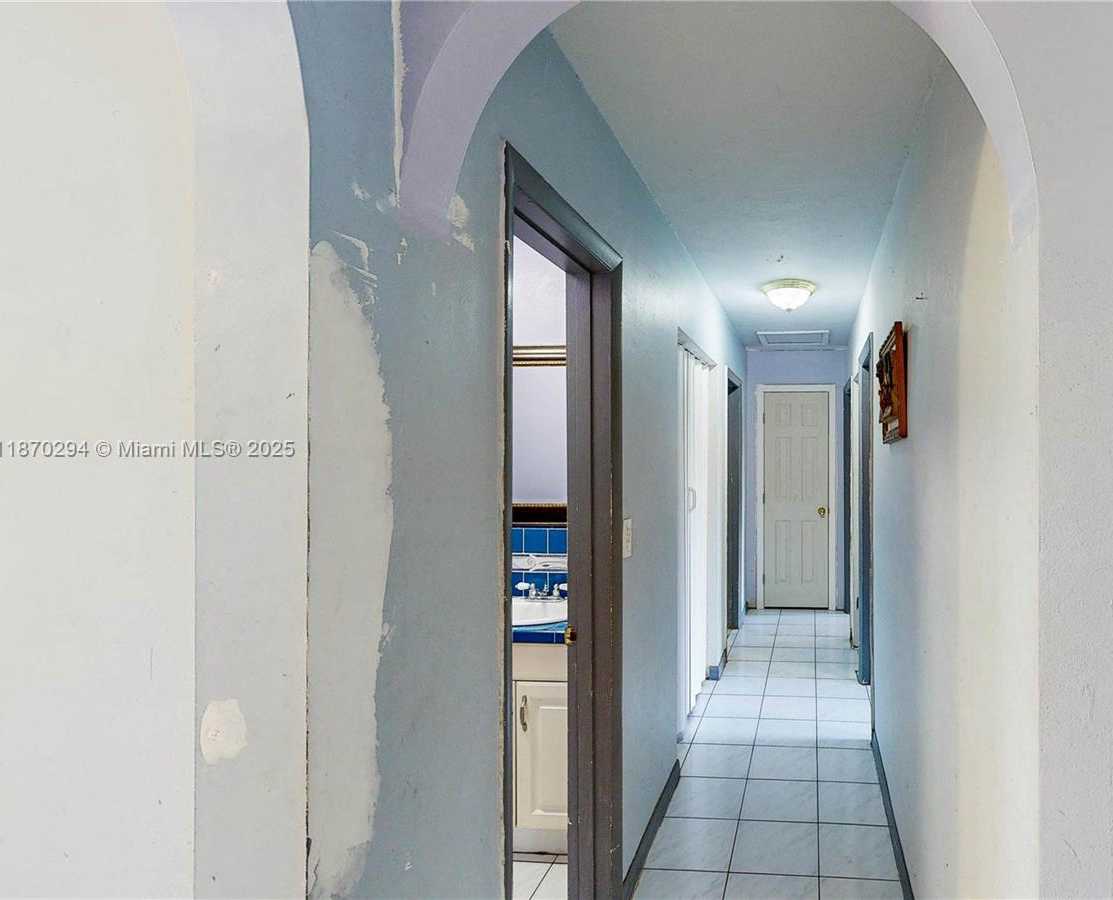 Small Image of 18231 SOUTH WEST 90TH CT, Palmetto Bay Number 18