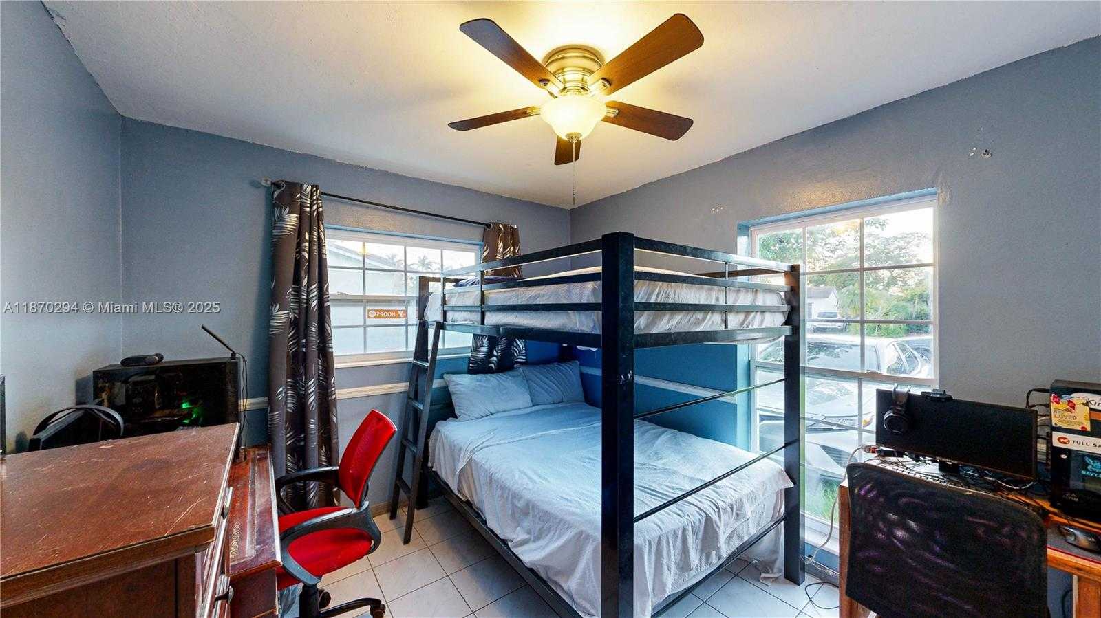 Small Image of 18231 SOUTH WEST 90TH CT, Palmetto Bay Number 23