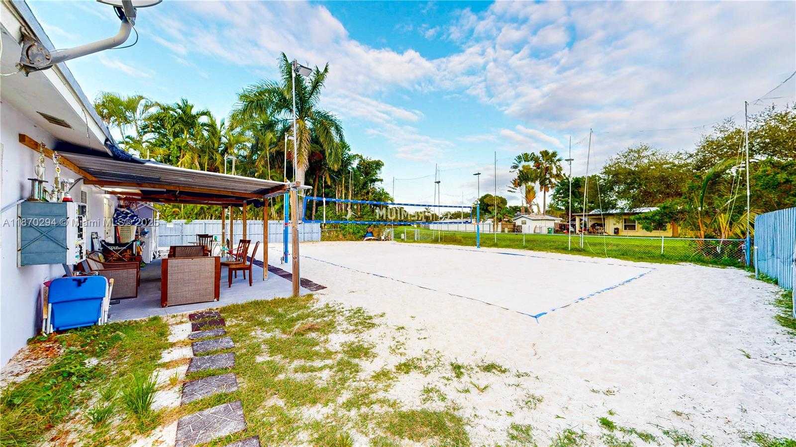 Small Image of 18231 SOUTH WEST 90TH CT, Palmetto Bay Number 29