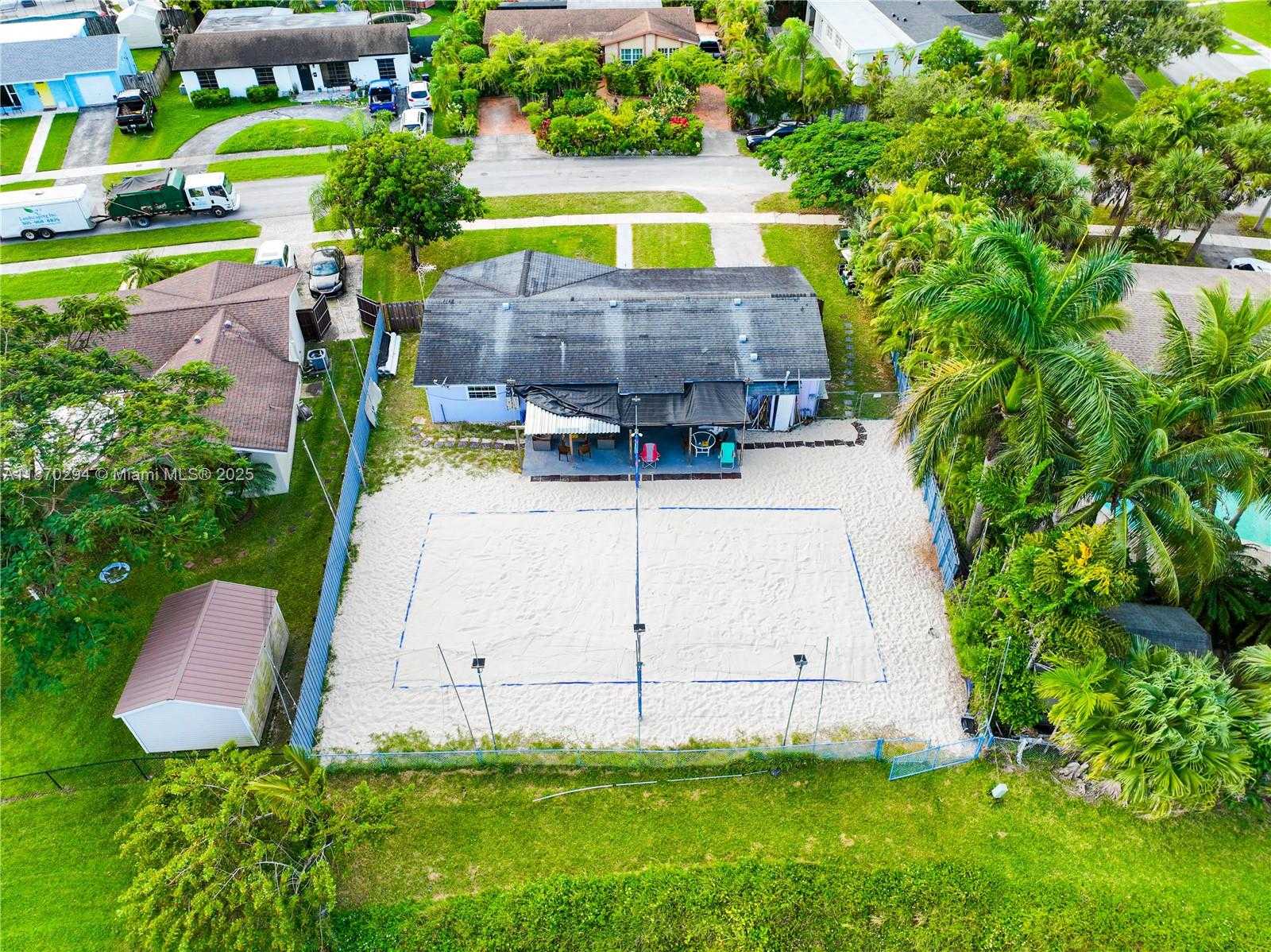 Small Image of 18231 SOUTH WEST 90TH CT, Palmetto Bay Number 40