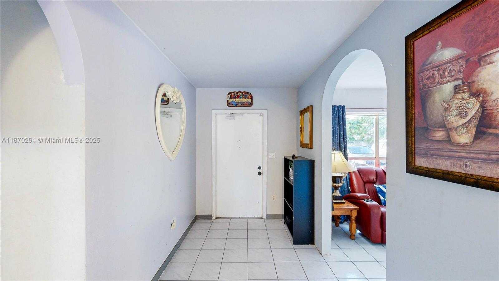 Small Image of 18231 SOUTH WEST 90TH CT, Palmetto Bay Number 5