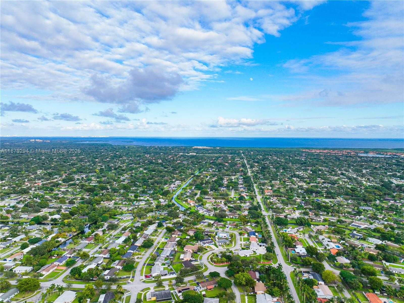 Small Image of 18231 SOUTH WEST 90TH CT, Palmetto Bay Number 50