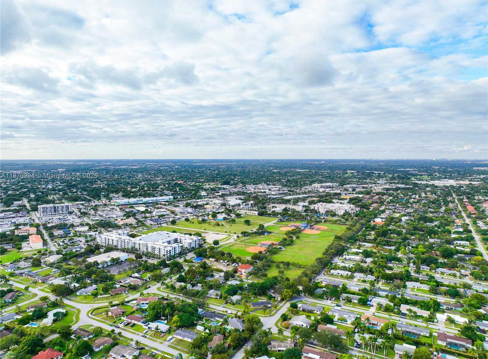 Small Image of 18231 SOUTH WEST 90TH CT, Palmetto Bay Number 51