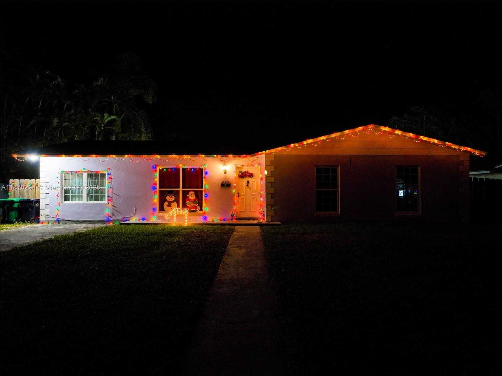 Small Image of 18231 SOUTH WEST 90TH CT, Palmetto Bay Number 54