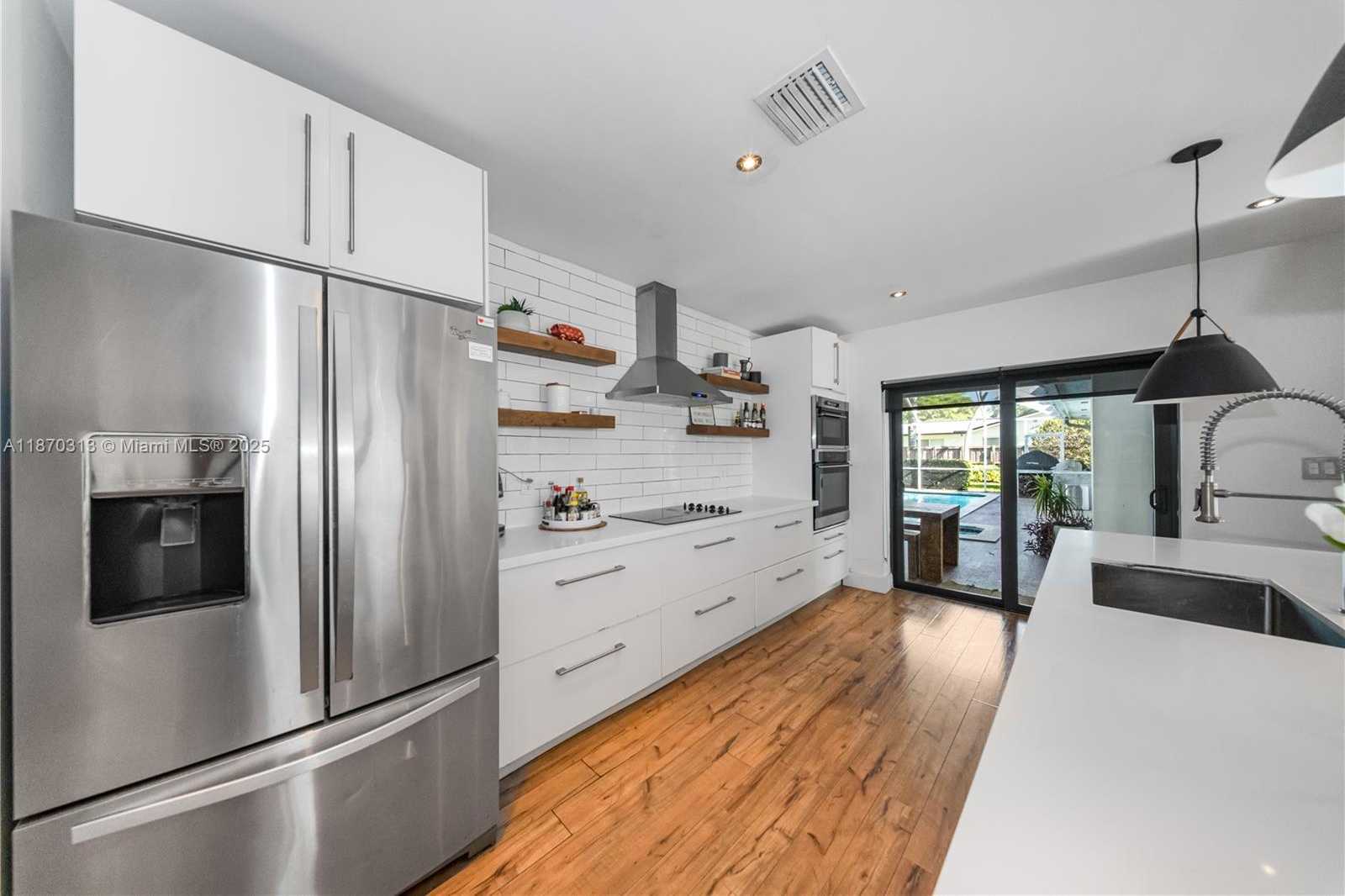 Small Image of 16900 SOUTH WEST 87TH AVE, Palmetto Bay Number 10