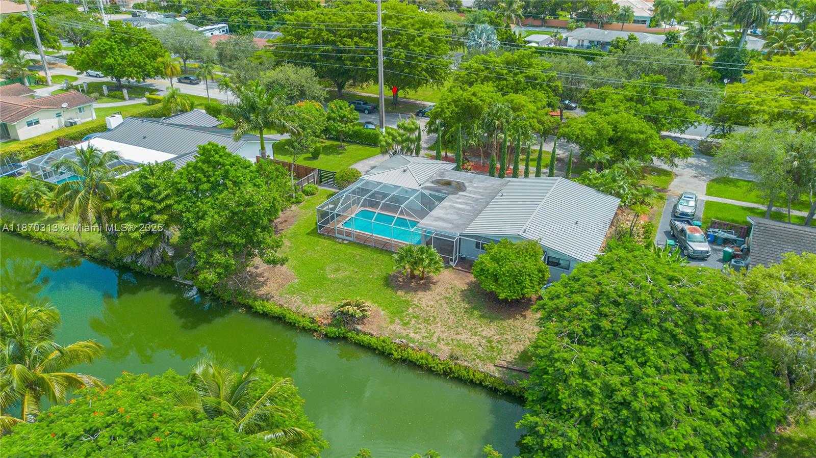 Small Image of 16900 SOUTH WEST 87TH AVE, Palmetto Bay Number 26