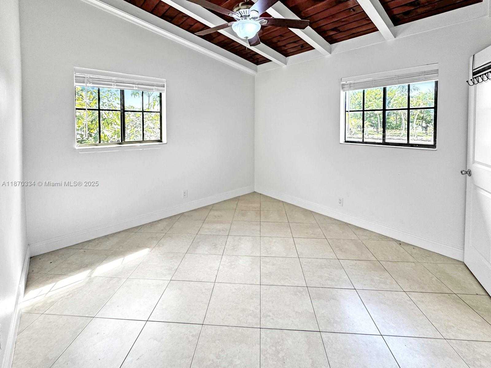Small Image of 2861 DAVIE BLVD, Fort Lauderdale Number 16