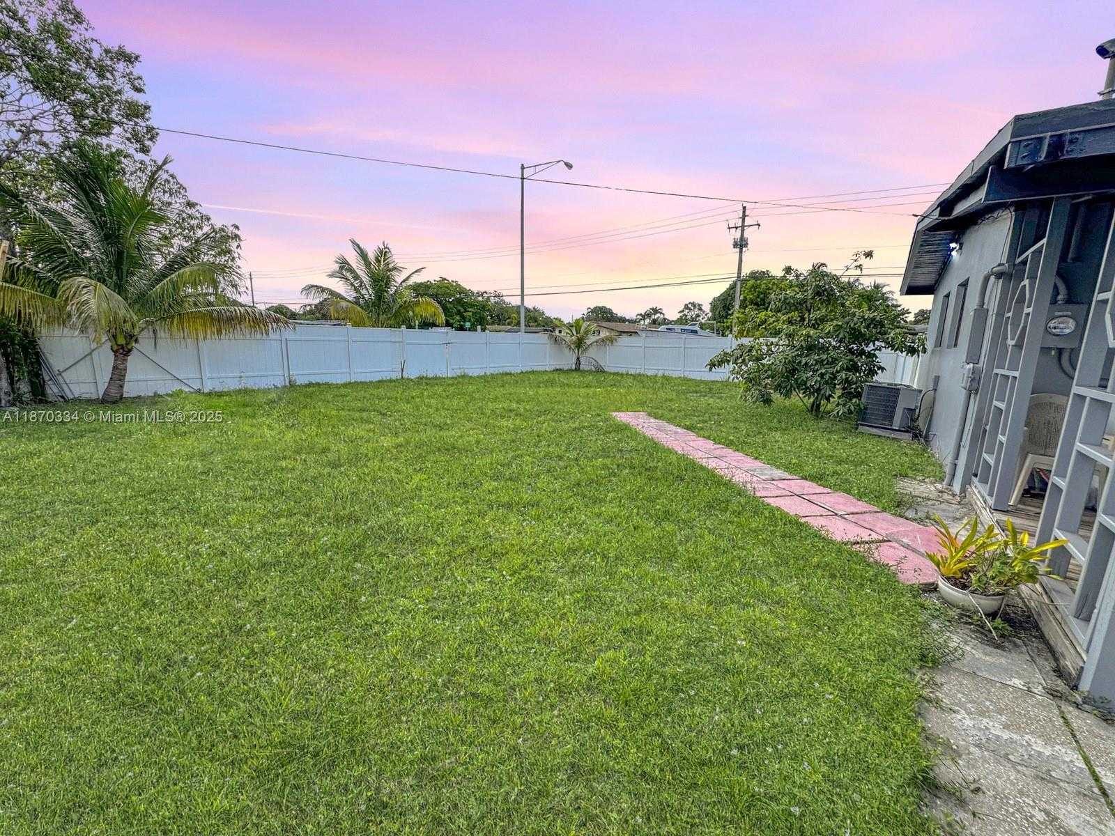 Small Image of 2861 DAVIE BLVD, Fort Lauderdale Number 29