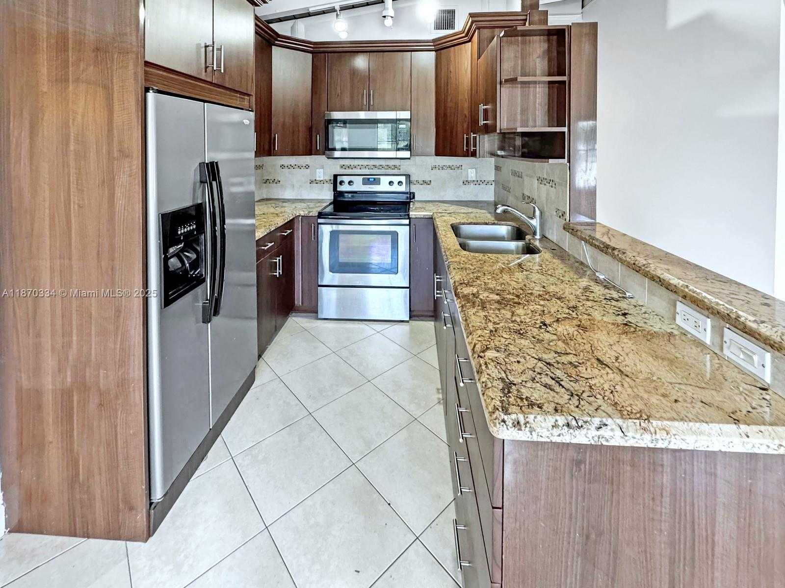 Small Image of 2861 DAVIE BLVD, Fort Lauderdale Number 8