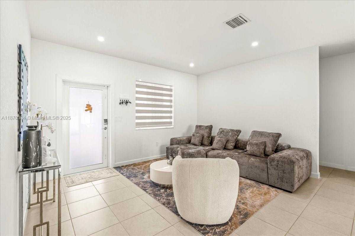 Small Image of 19803 SOUTH WEST 321 STREET, Homestead Number 14