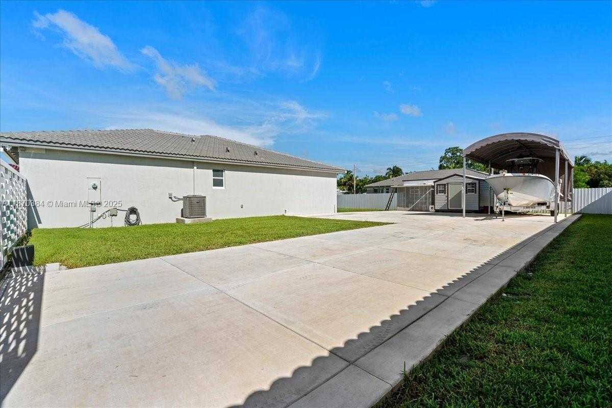 Small Image of 19803 SOUTH WEST 321 STREET, Homestead Number 47