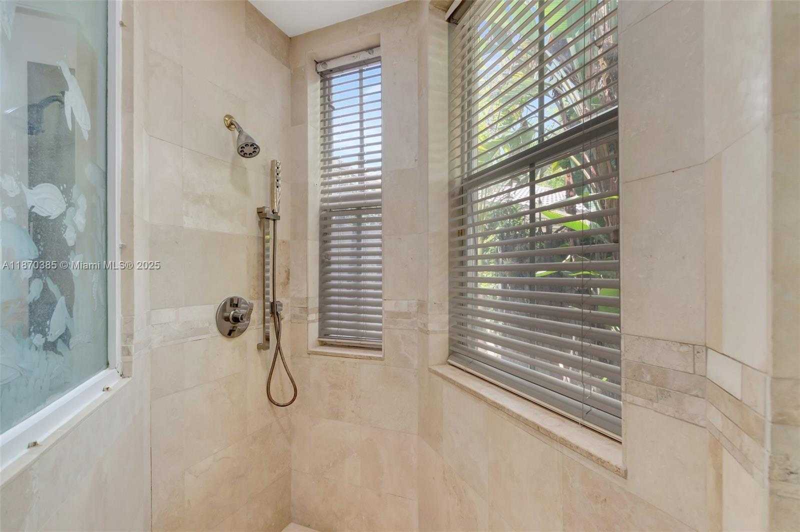 Small Image of 8244 LAKEVIEW DR, West Palm Beach Number 33