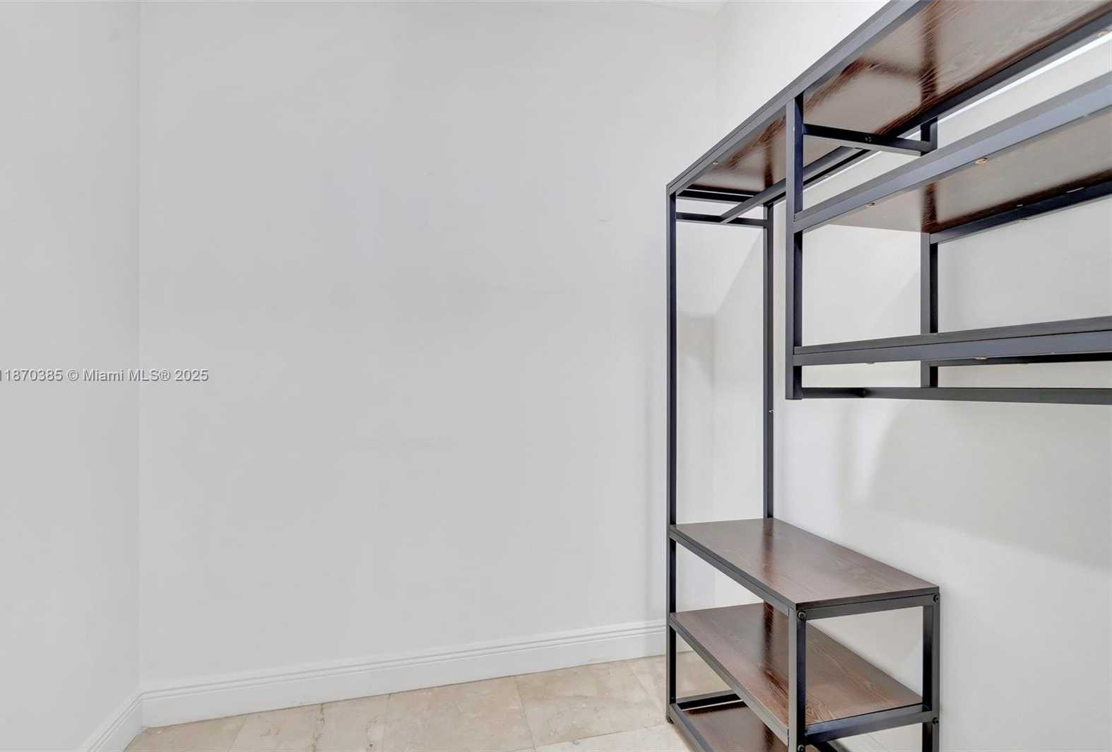 Small Image of 8244 LAKEVIEW DR, West Palm Beach Number 34