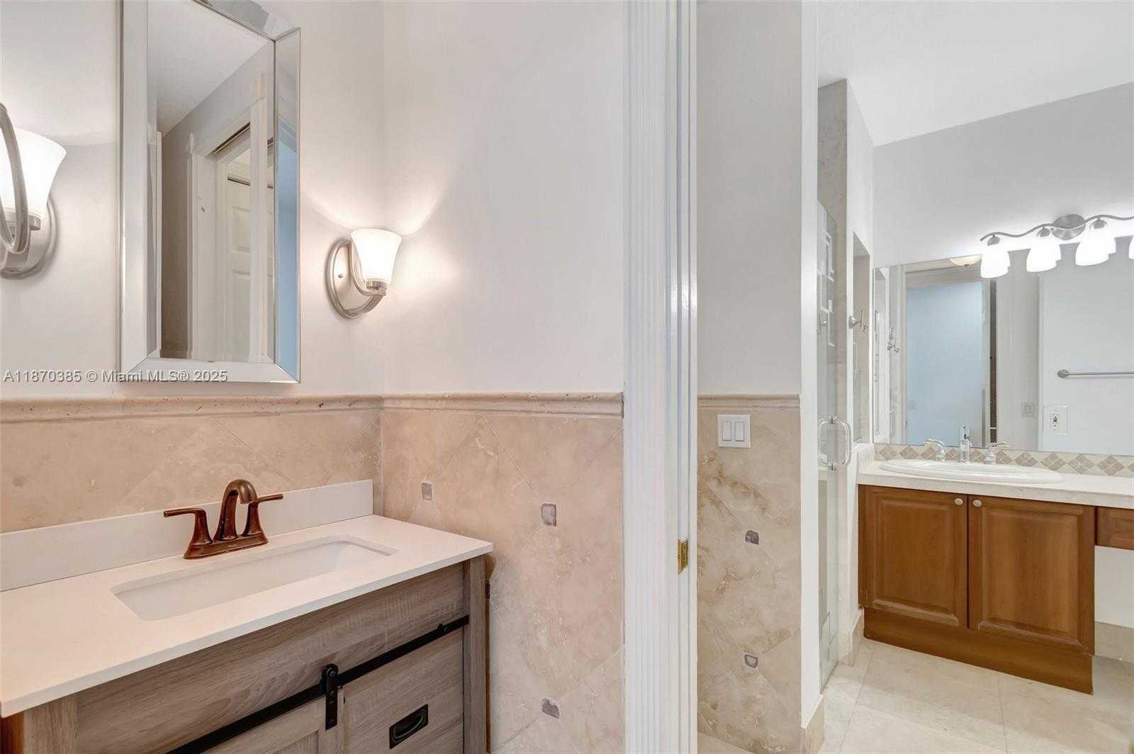Small Image of 8244 LAKEVIEW DR, West Palm Beach Number 40