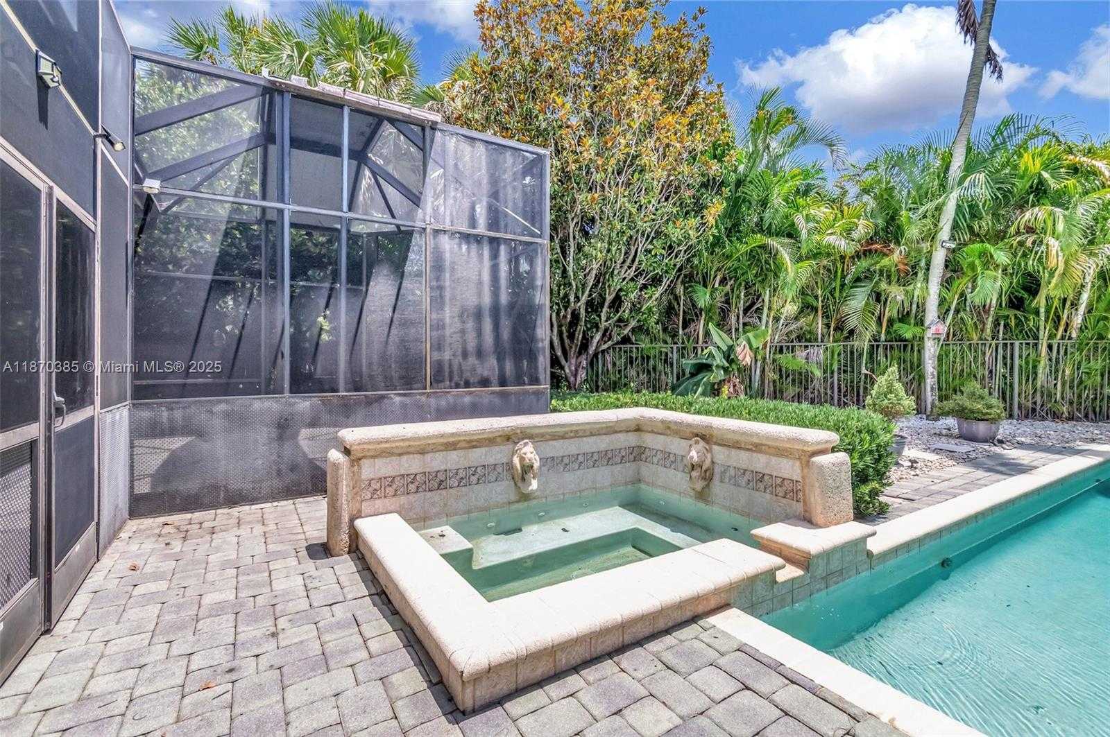 Small Image of 8244 LAKEVIEW DR, West Palm Beach Number 48