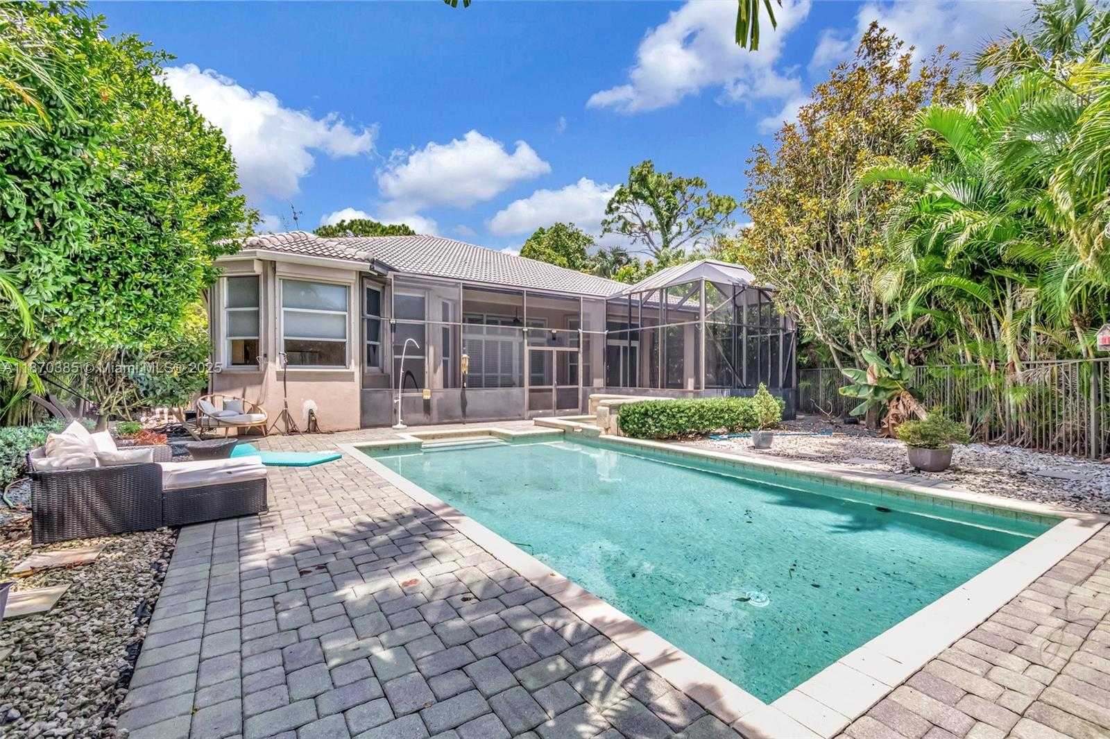 Small Image of 8244 LAKEVIEW DR, West Palm Beach Number 50