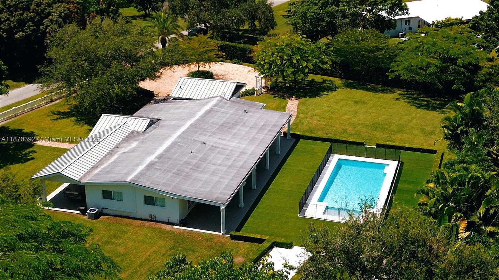Small Image of 8845 SOUTH WEST 116TH ST, Miami Number 2