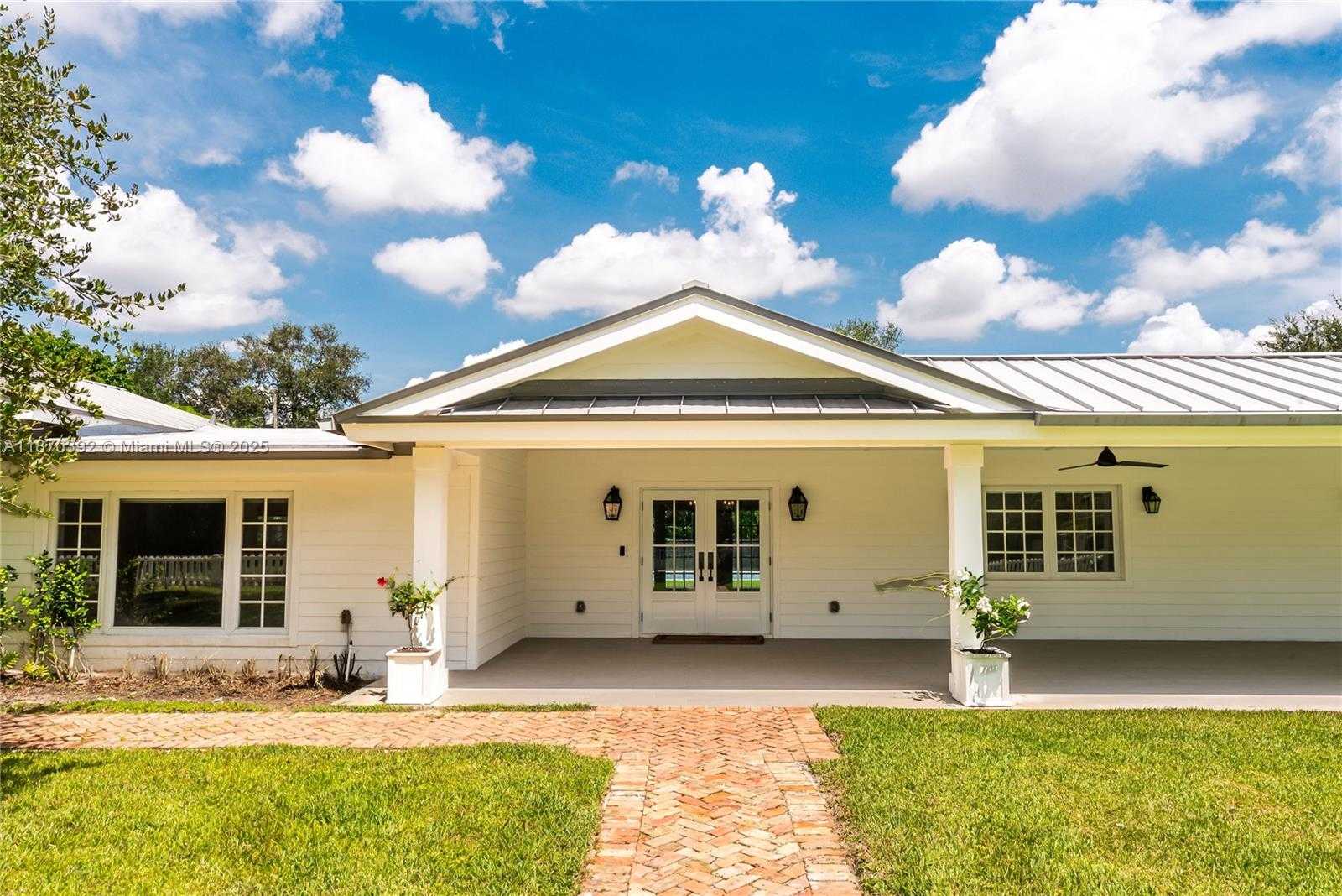 Small Image of 8845 SOUTH WEST 116TH ST, Miami Number 4