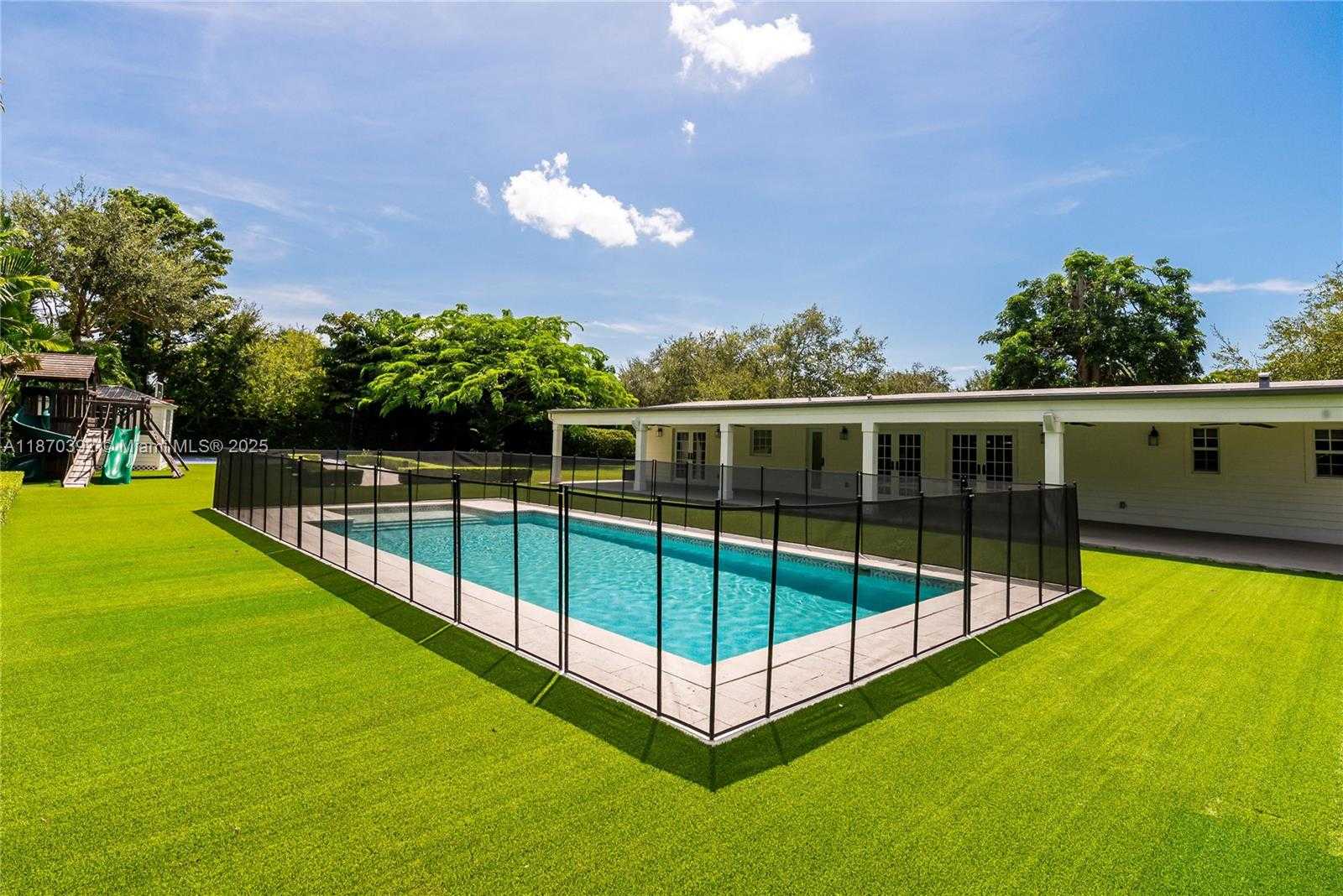 Small Image of 8845 SOUTH WEST 116TH ST, Miami Number 51