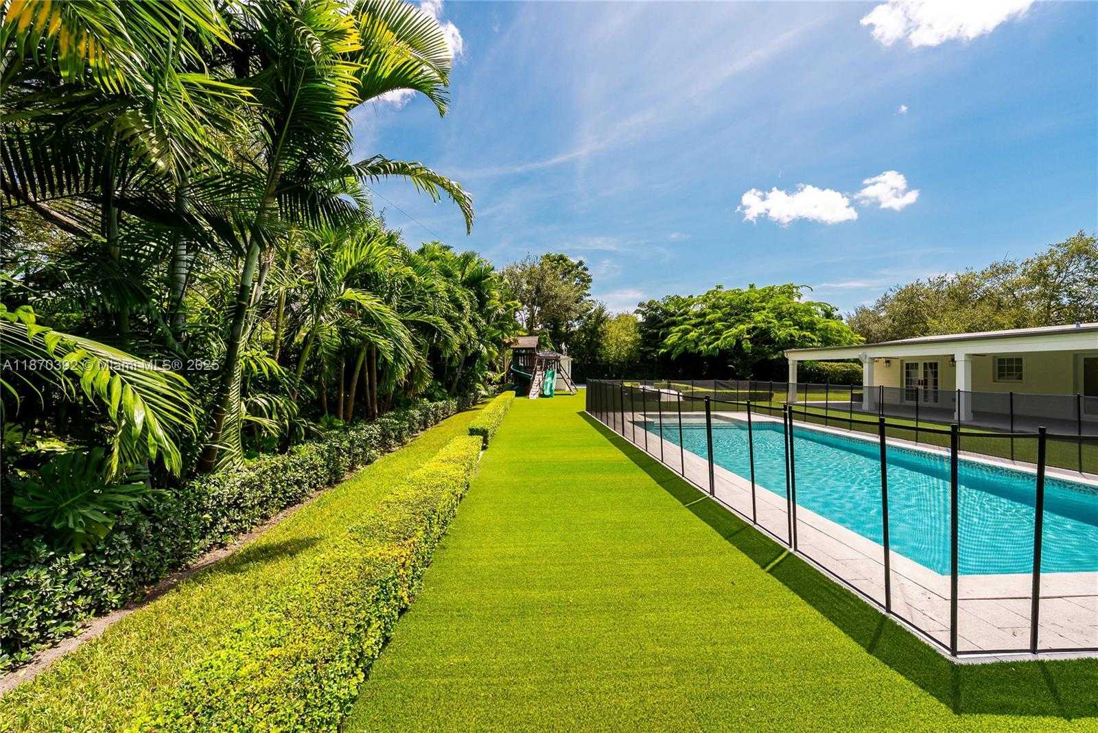 Small Image of 8845 SOUTH WEST 116TH ST, Miami Number 53