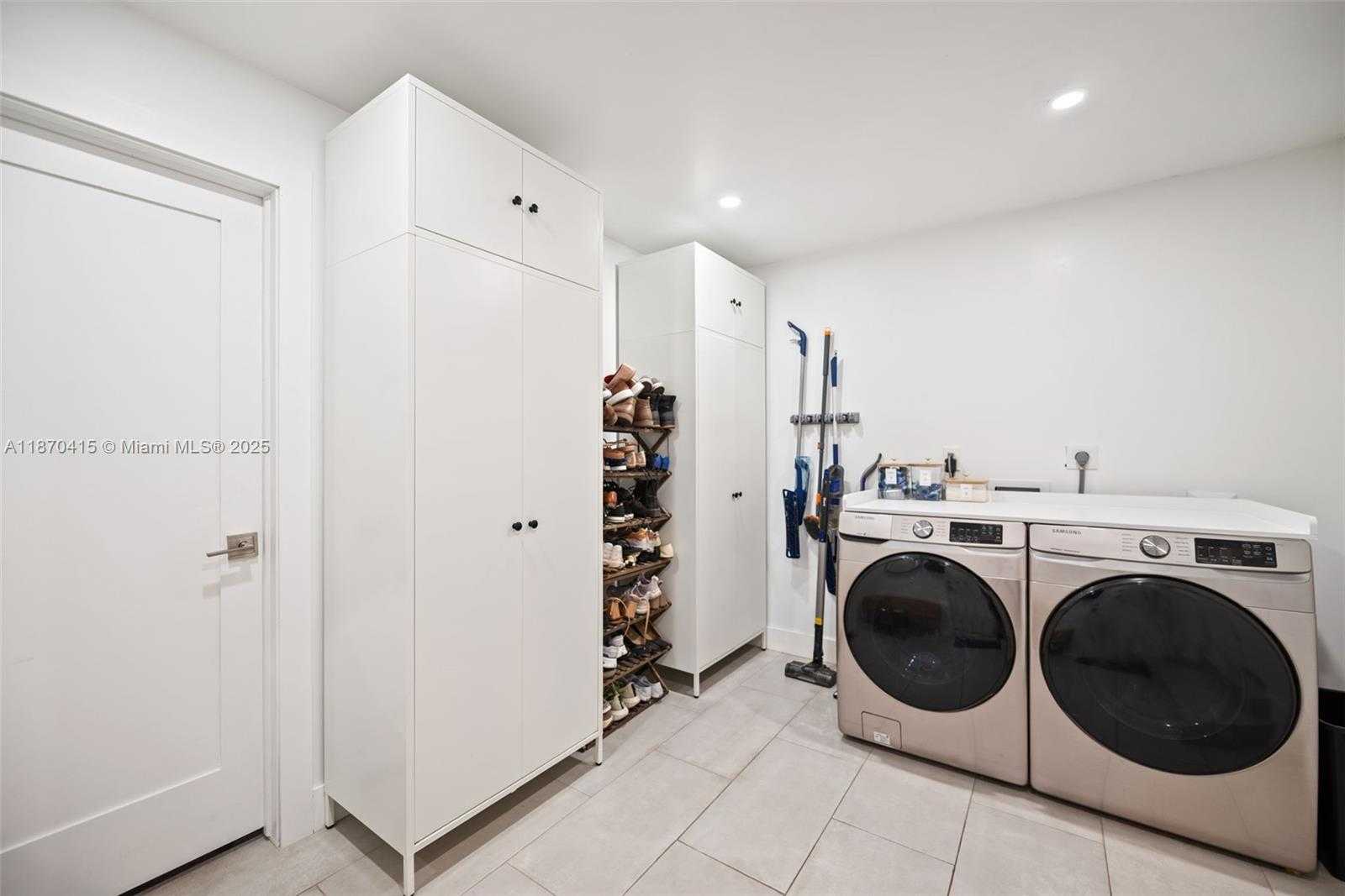 Small Image of 9620 JAMAICA DR, Cutler Bay Number 21