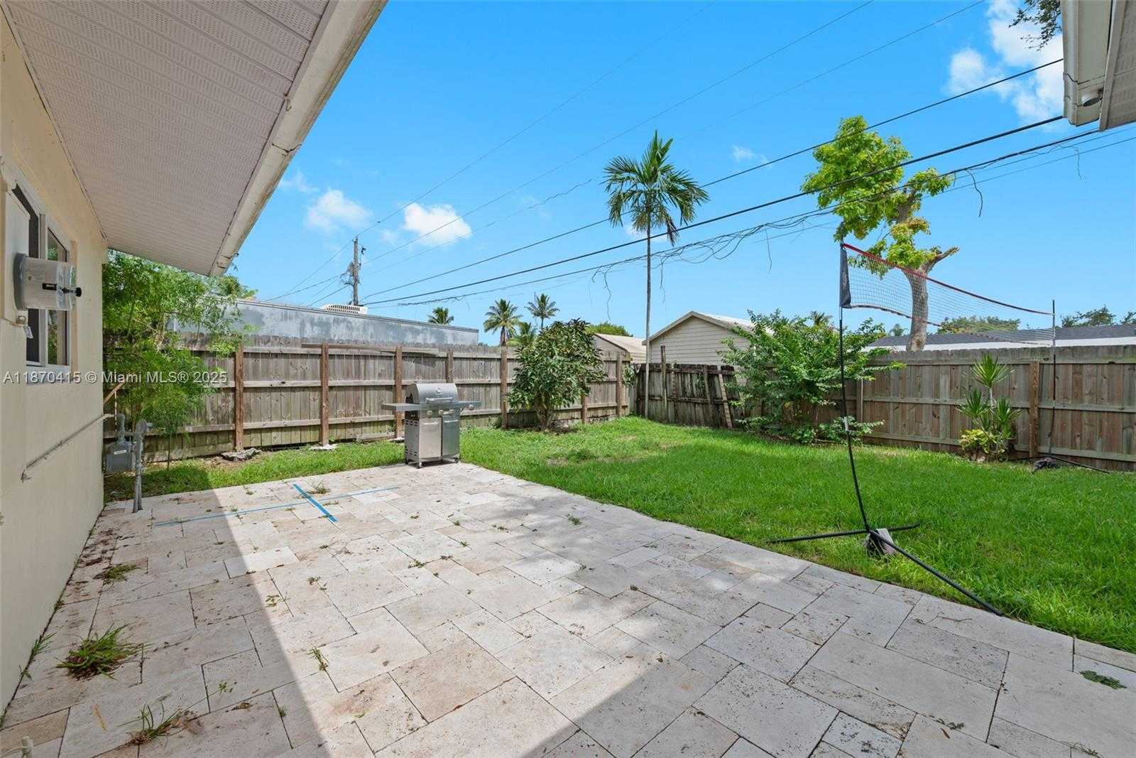 Small Image of 9620 JAMAICA DR, Cutler Bay Number 22