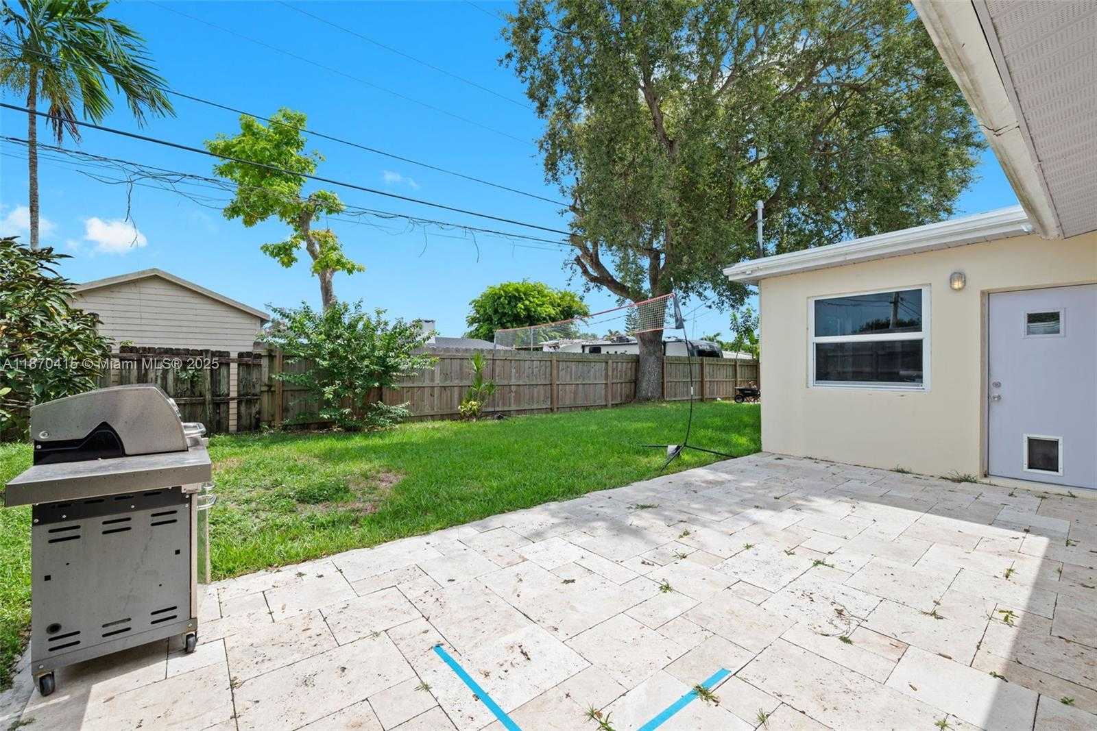 Small Image of 9620 JAMAICA DR, Cutler Bay Number 23
