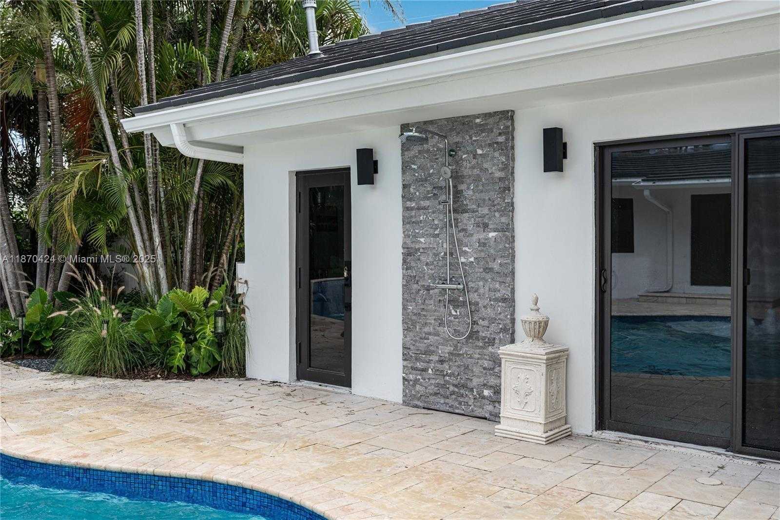 Small Image of 3321 NORTH EAST 16TH PL, Fort Lauderdale Number 14