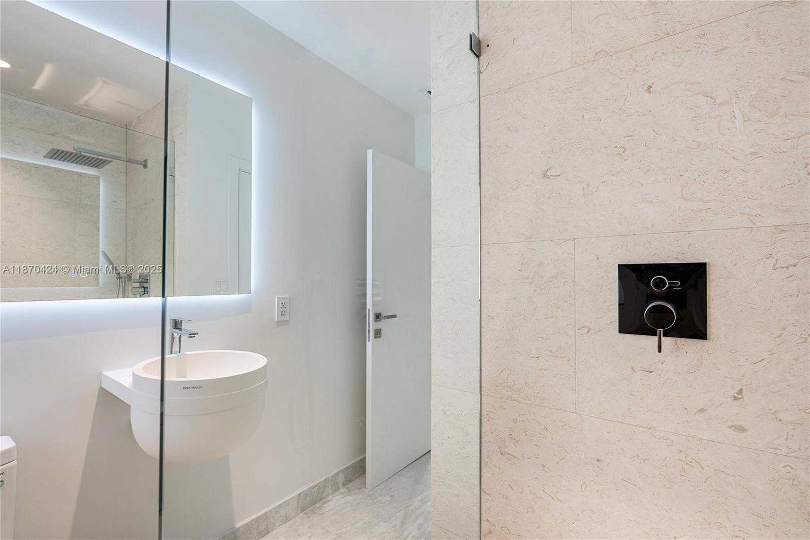 Small Image of 3321 NORTH EAST 16TH PL, Fort Lauderdale Number 15