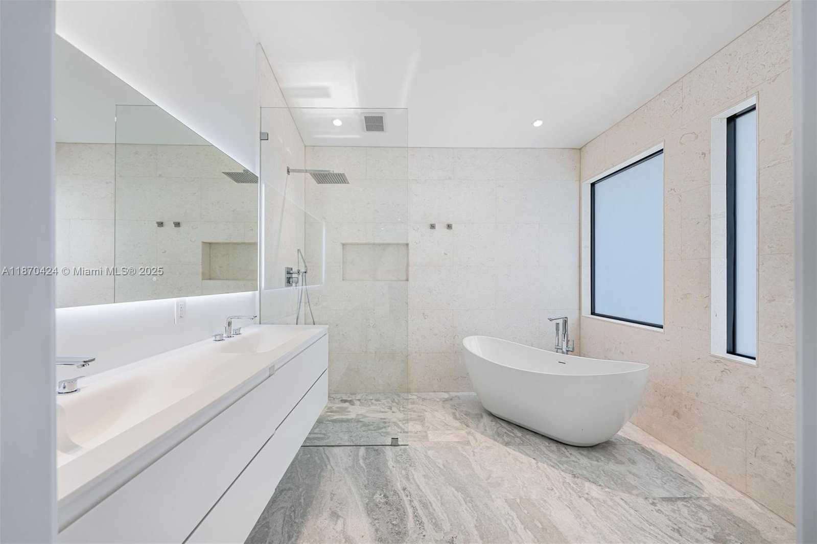 Small Image of 3321 NORTH EAST 16TH PL, Fort Lauderdale Number 21