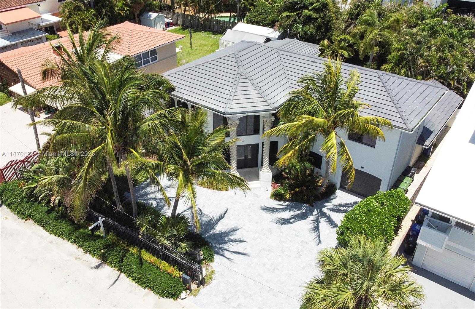 Small Image of 3321 NORTH EAST 16TH PL, Fort Lauderdale Number 36