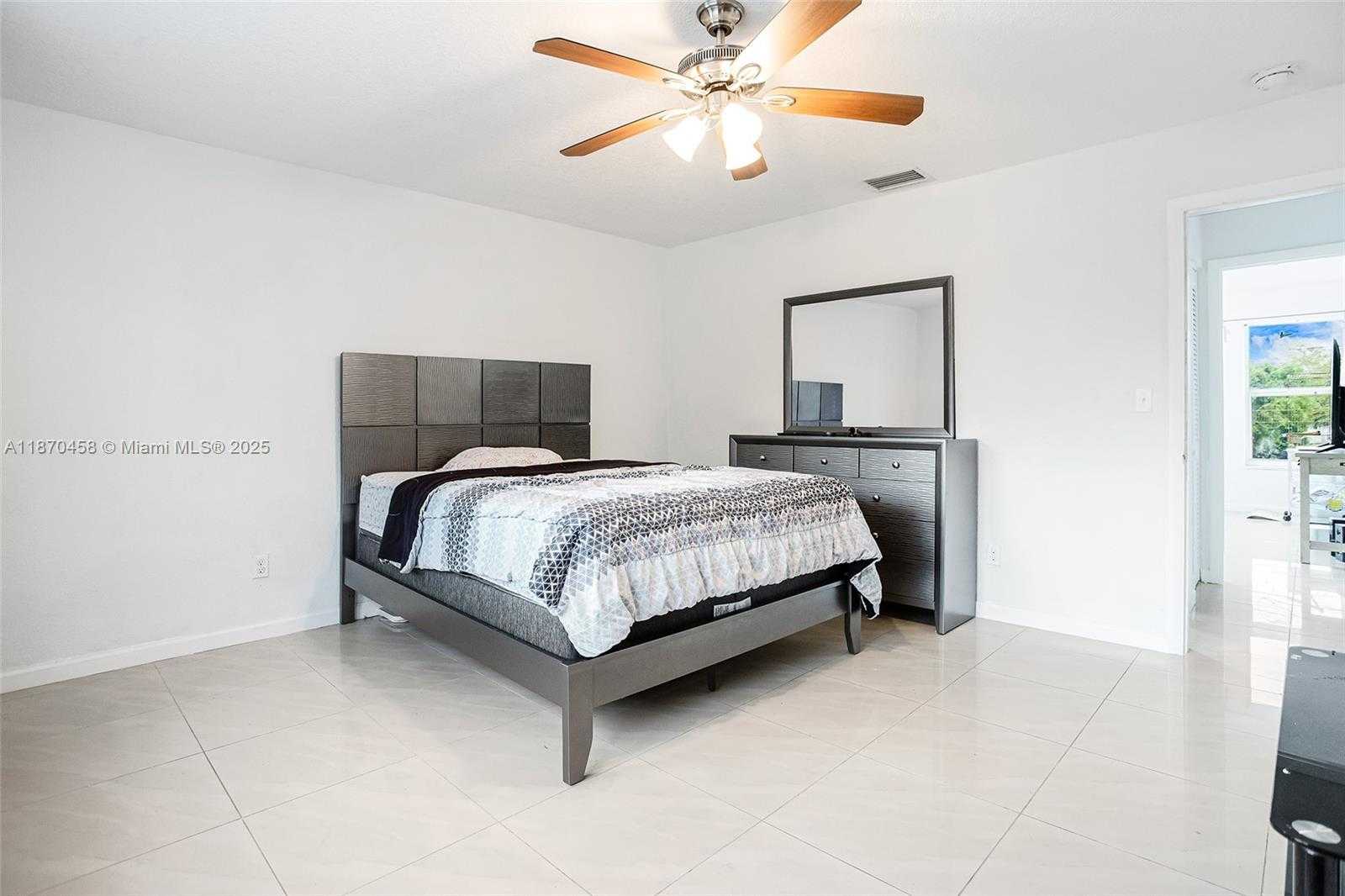 Small Image of 7000 WEST 15TH CT, Hialeah Number 19