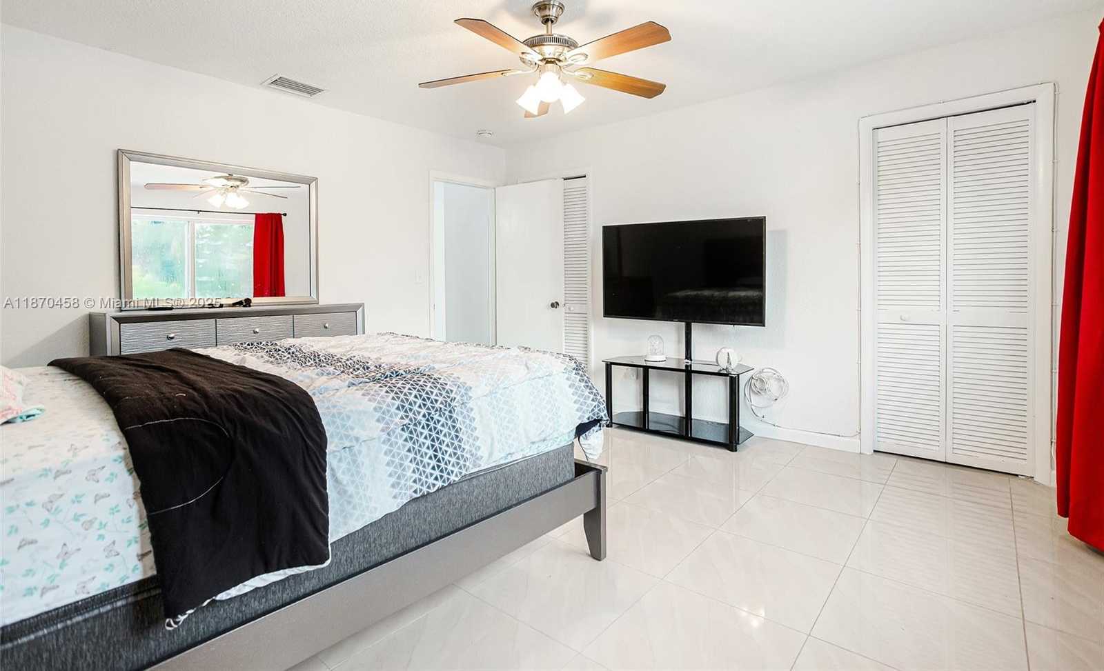 Small Image of 7000 WEST 15TH CT, Hialeah Number 20